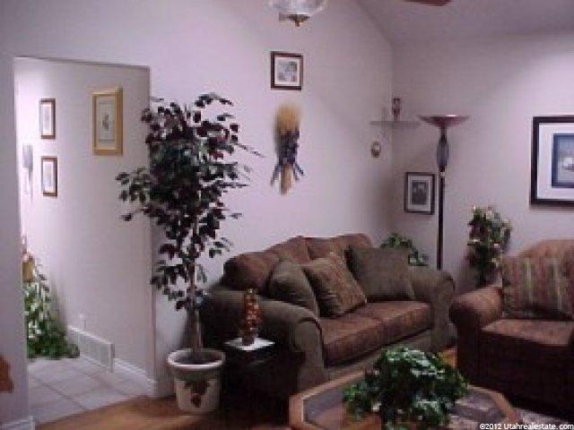 804 Canyon Rd, Ogden, UT 84404 — photo 2