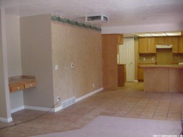 9863 Kramer Dr, Sandy, UT 84092 — photo 2