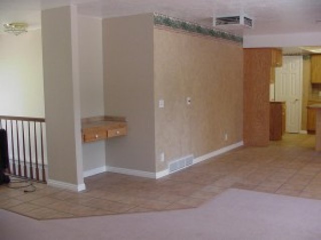 9863 Kramer Dr, Sandy, UT 84092 — photo 5