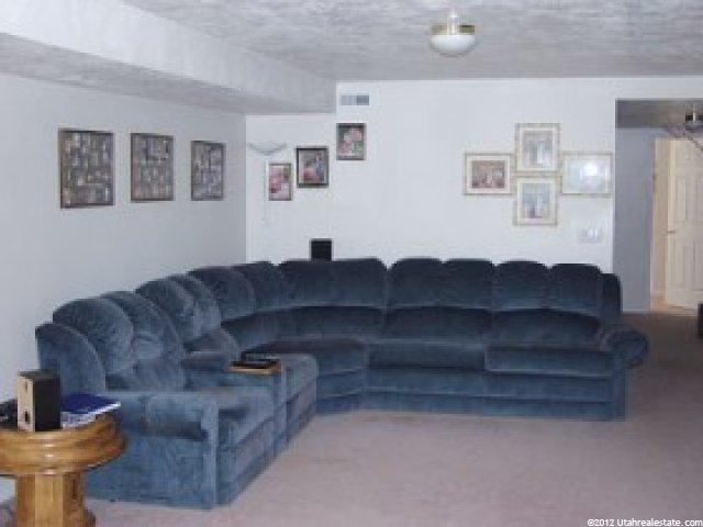 1944 Curtis Dr, Sandy, UT 84093 — photo 6