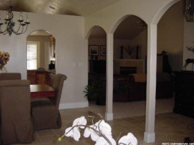 1937 Shadow Valley Dr, Ogden, UT 84403 — photo 4
