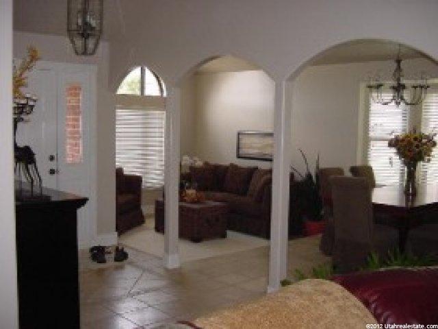 1937 Shadow Valley Dr, Ogden, UT 84403 — photo 2