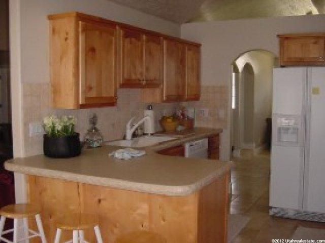 1937 Shadow Valley Dr, Ogden, UT 84403 — photo 3