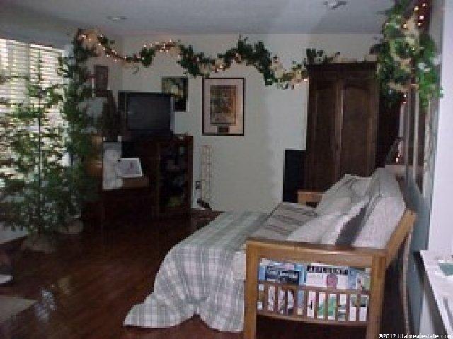 863 Birch St, Clearfield, UT 84015 — photo 6