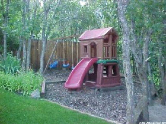 9717 Altamont Dr, Sandy, UT 84092 — photo 4