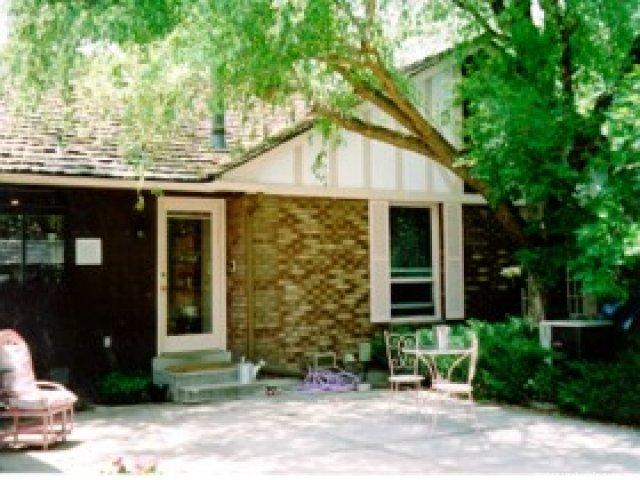 8715 Scottish Dr, Sandy, UT 84093 — photo 2
