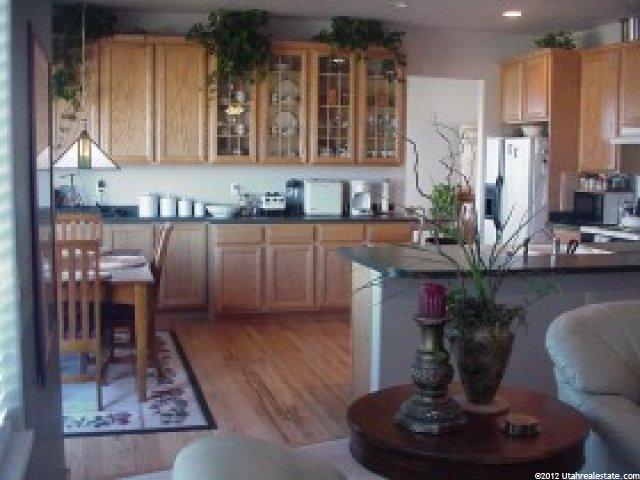 743 E Molasses, Draper, UT 84020 — photo 3