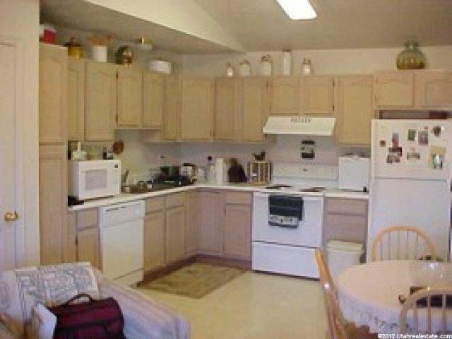 8035 Copperfield Pl, Magna, UT 84044 — photo 3
