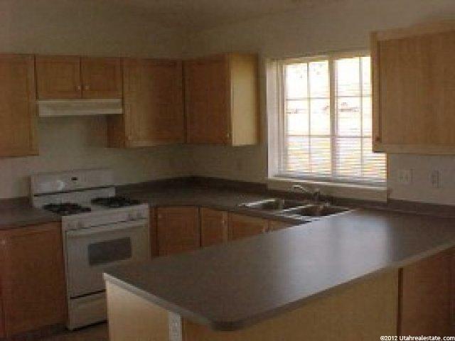 63 S 1350 E, Hyrum, UT 84319 — photo 2