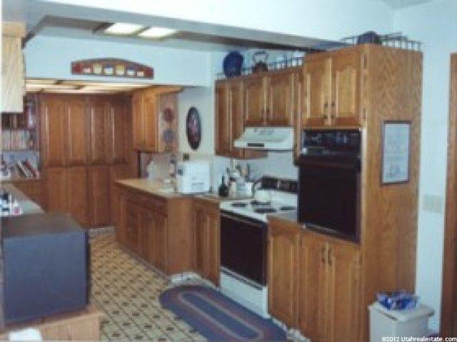 360 W 8700 S, Paradise, UT 84328 — photo 6