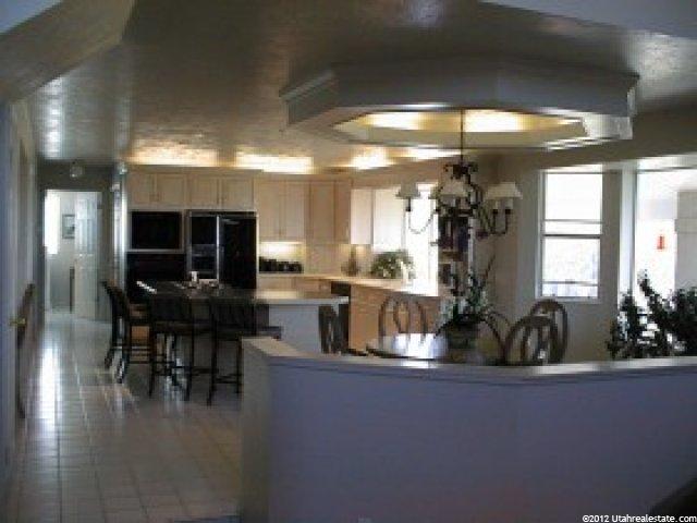 1946 Ridgehill Dr, Bountiful, UT 84010 — photo 7