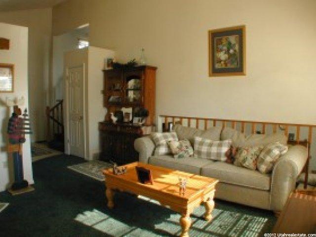 109 W 2050 S, Clearfield, UT 84015 — photo 2