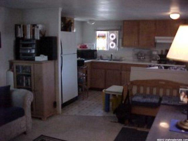 445 Valley View Dr, Hyrum, UT 84319 — photo 2