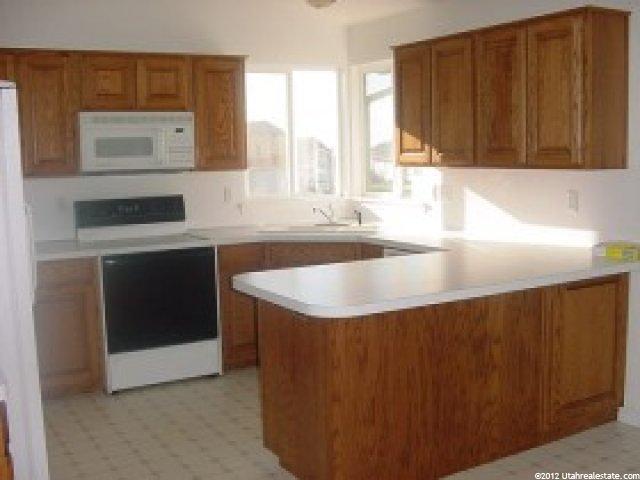 726 W 1860 N, Clinton, UT 84015 — photo 6