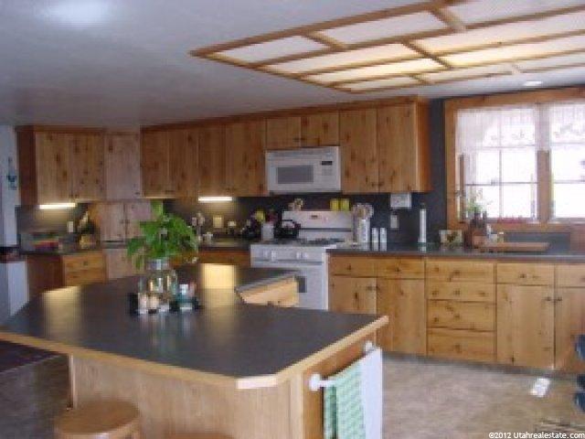 325 E 1400 S, Coalville, UT 84017 — photo 5