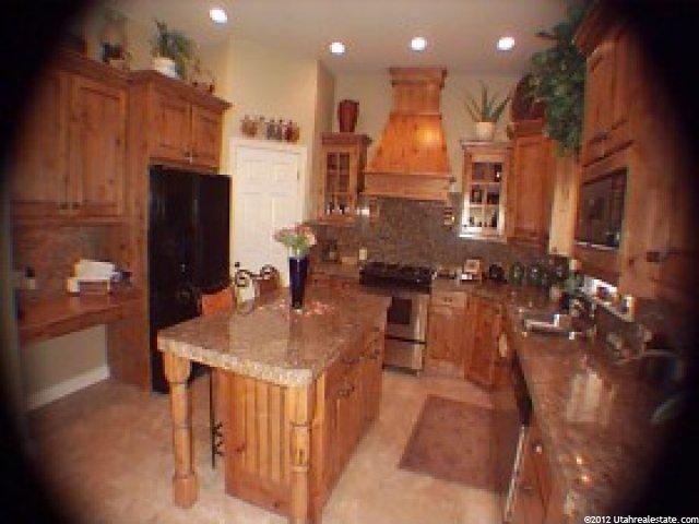 82 Manilla Dr, Draper, UT 84020 — photo 2