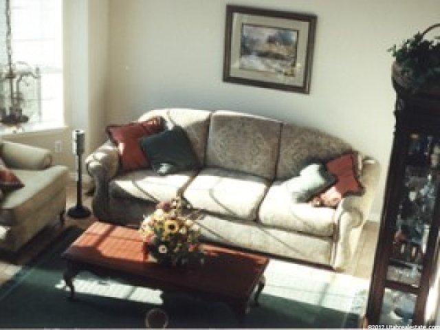8118 Salisbury Ct, Sandy, UT 84094 — photo 5