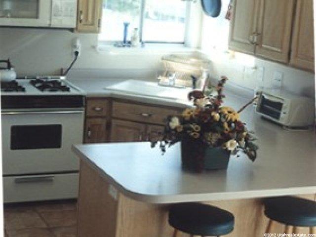 8118 Salisbury Ct, Sandy, UT 84094 — photo 6