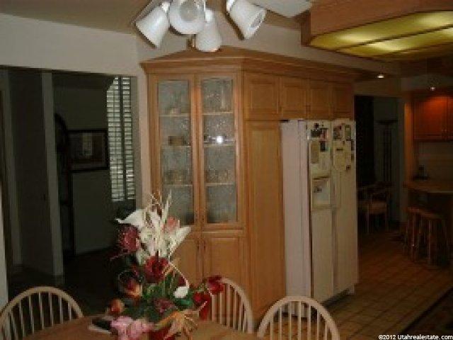 9140 Bentham Ave, Sandy, UT 84093 — photo 4