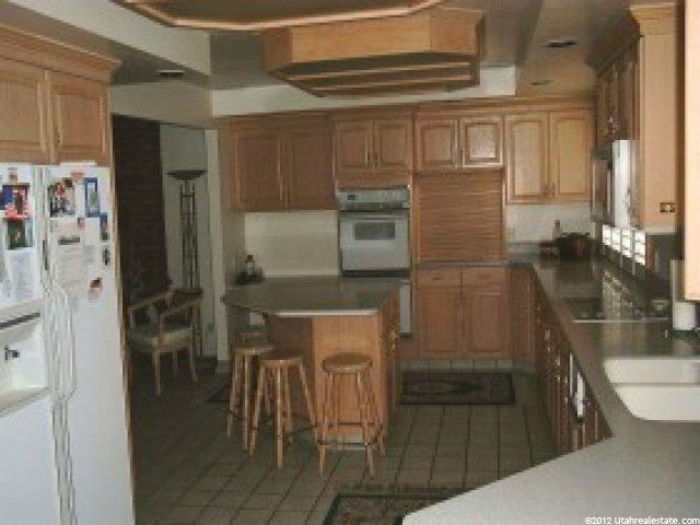 9140 Bentham Ave, Sandy, UT 84093 — photo 5