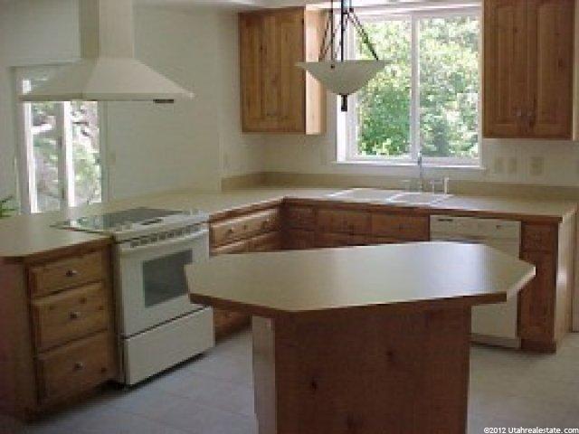 5213 Skyline Dr, Ogden, UT 84403 — photo 7
