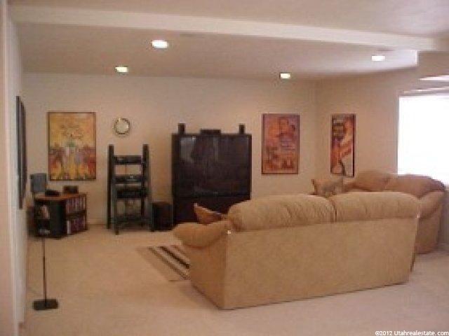 7807 White Pine Way, Sandy, UT 84094 — photo 2
