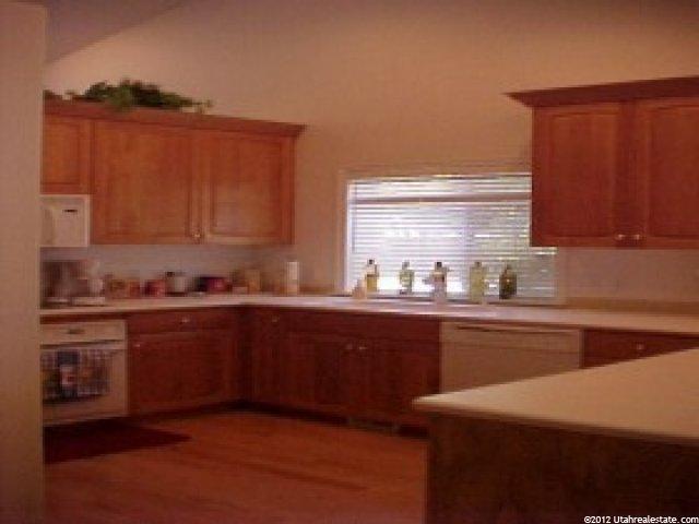 7807 White Pine Way, Sandy, UT 84094 — photo 4