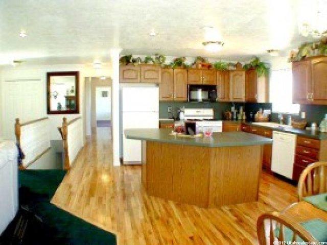 310 W 200 S, Hyrum, UT 84319 — photo 4