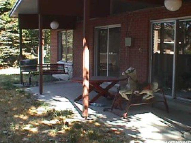 4992 Pinehill Dr, Murray, UT 84107 — photo 4