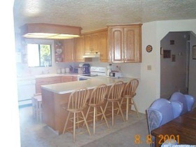 2564 N 2600 E, Layton, UT 84040 — photo 3