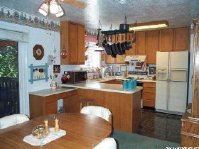 8904 Flat Iron Dr, Sandy, UT 84093 — photo 5