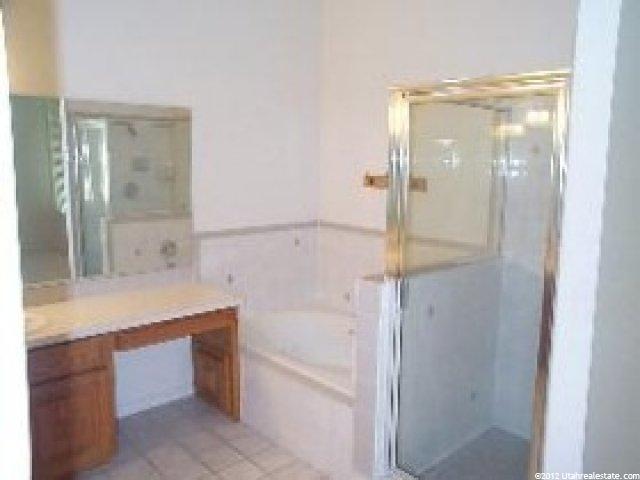 2120 Oak Ln, Layton, UT 84040 — photo 6