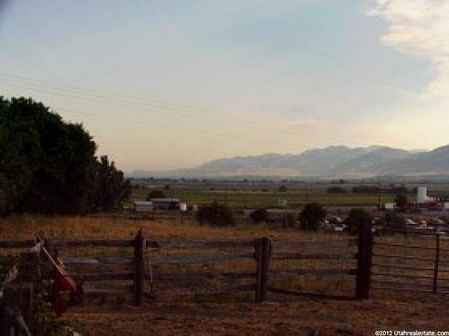 275 W 400 N, Hyrum, UT 84319 — photo 4