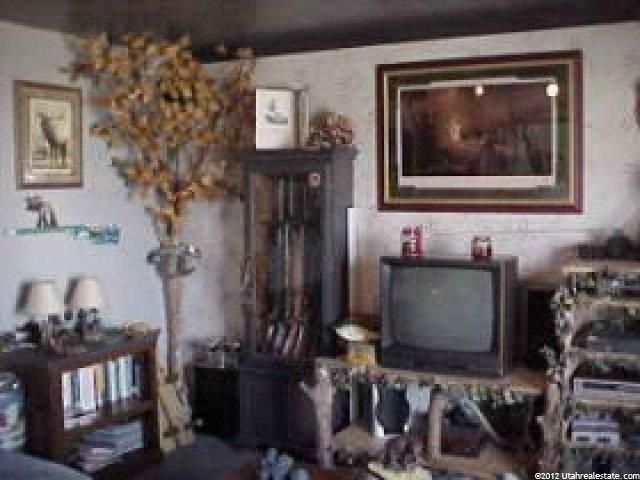 5048 S 4275 W, Roy, UT 84067 — photo 4