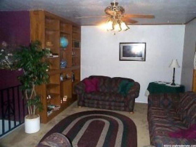 794 N 850 W, Clinton, UT 84015 — photo 3