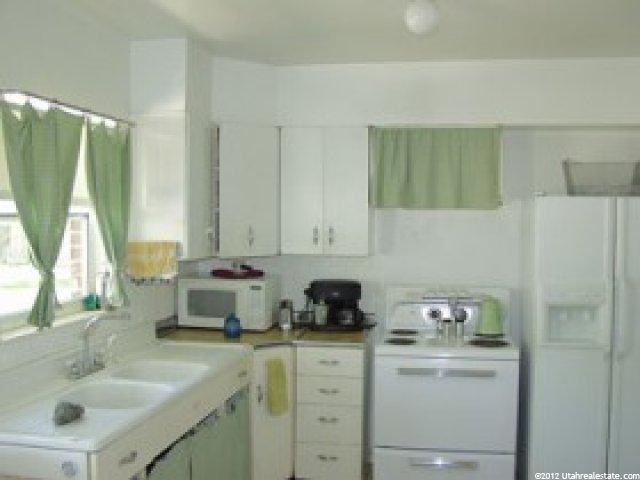 3579 S 800 W, Bountiful, UT 84010 — photo 3