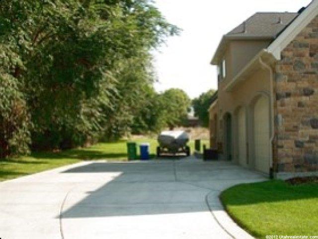 982 Rose Brook Cir, Draper, UT 84020 — photo 2