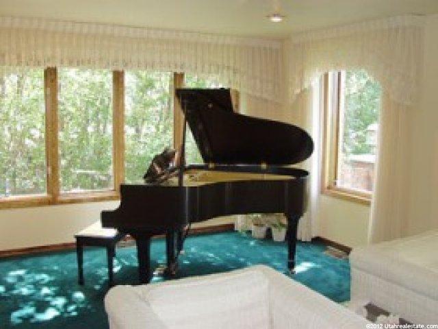 322 S 1550 E, Bountiful, UT 84010 — photo 3
