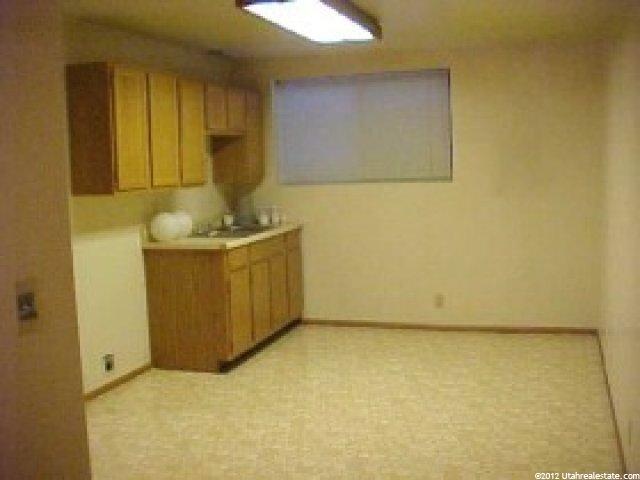 8561 Fayeway Dr, Sandy, UT 84094 — photo 6