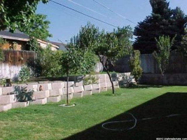8561 Fayeway Dr, Sandy, UT 84094 — photo 8