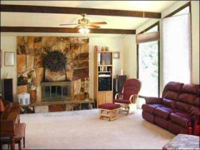 2437 Hunts End Dr, Sandy, UT 84092 — photo 2