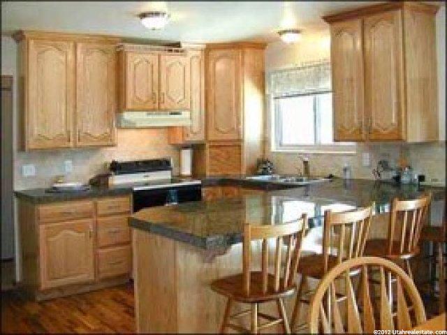 2437 Hunts End Dr, Sandy, UT 84092 — photo 4