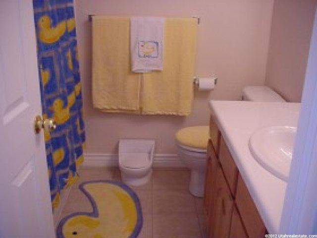 2172 N 2070 W, Clinton, UT 84015 — photo 6