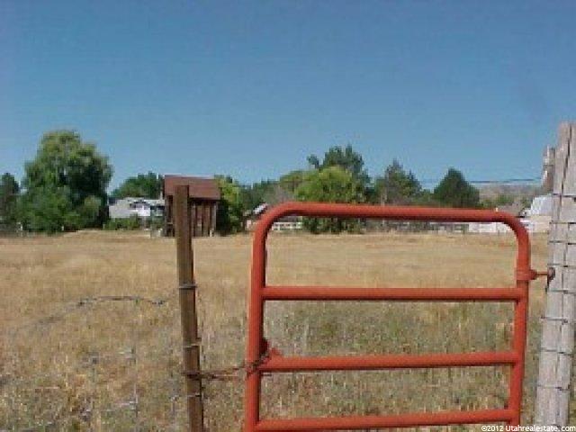 137 E 100 S, Hyde Park, UT 84318 — photo 2