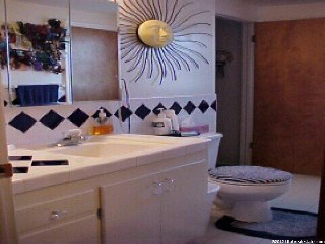 754 W 550 N, Clearfield, UT 84015 — photo 3