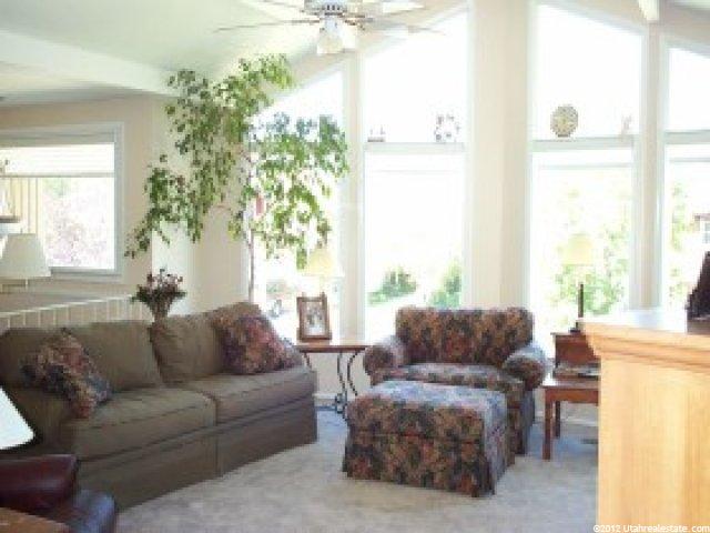 2862 Willow Bend Dr, Sandy, UT 84093 — photo 3