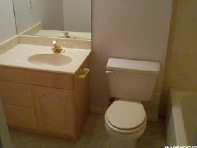 5661 Magic Dr, Murray, UT 84107 — photo 3