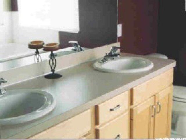 5517 S 3775 W, Roy, UT 84067 — photo 8
