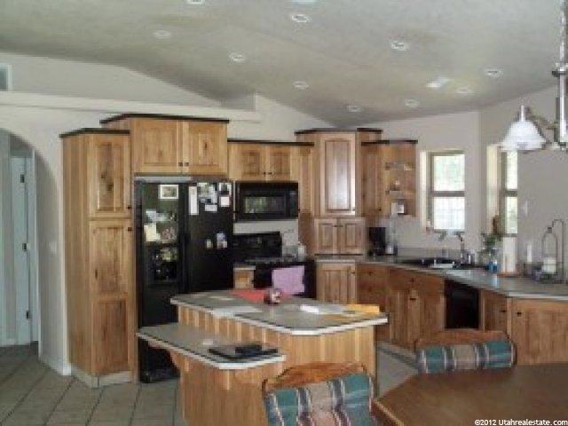 291 E 100 N, Wellsville, UT 84339 — photo 4