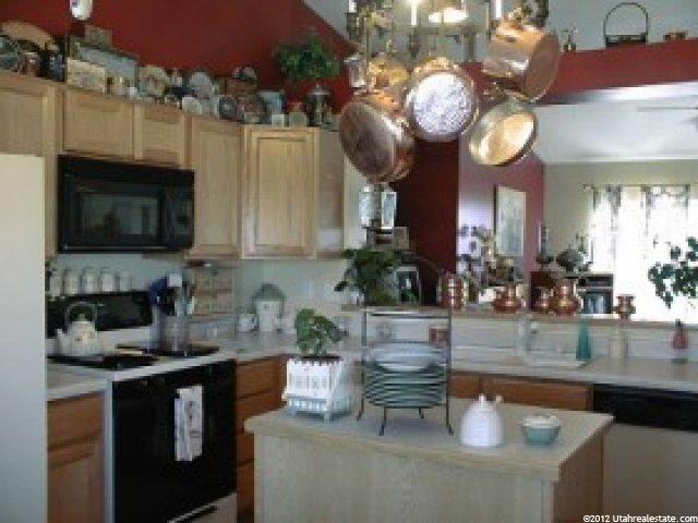 158 E 1450 N, Layton, UT 84041 — photo 4